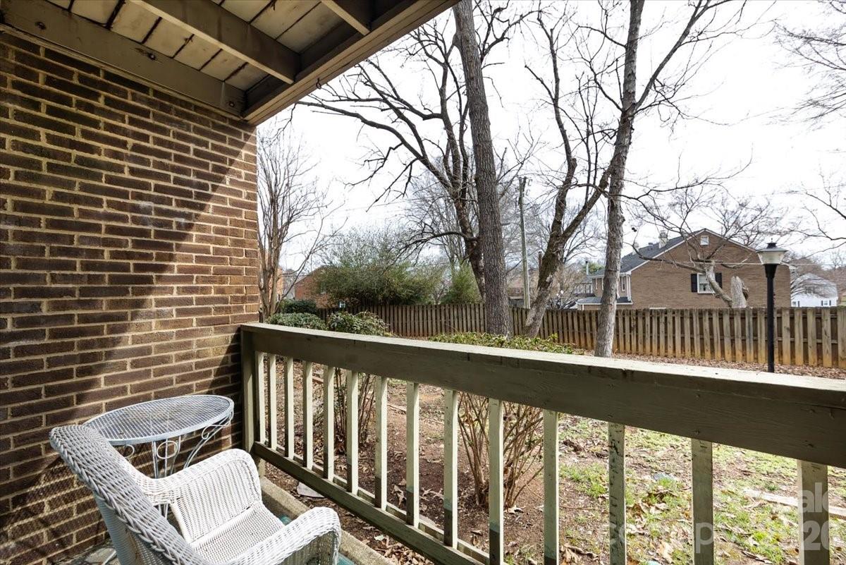 1608 Sharon Road W Charlotte NC 28210