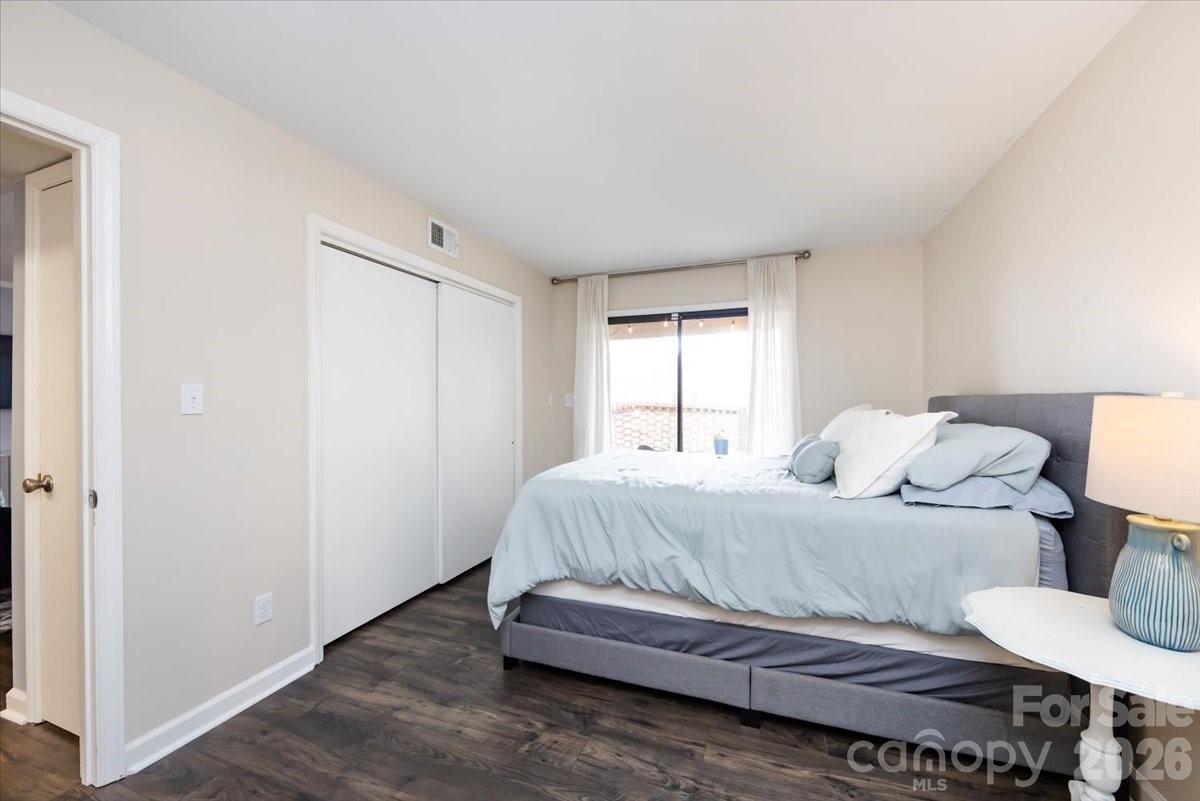 1608 Sharon Road W Charlotte NC 28210