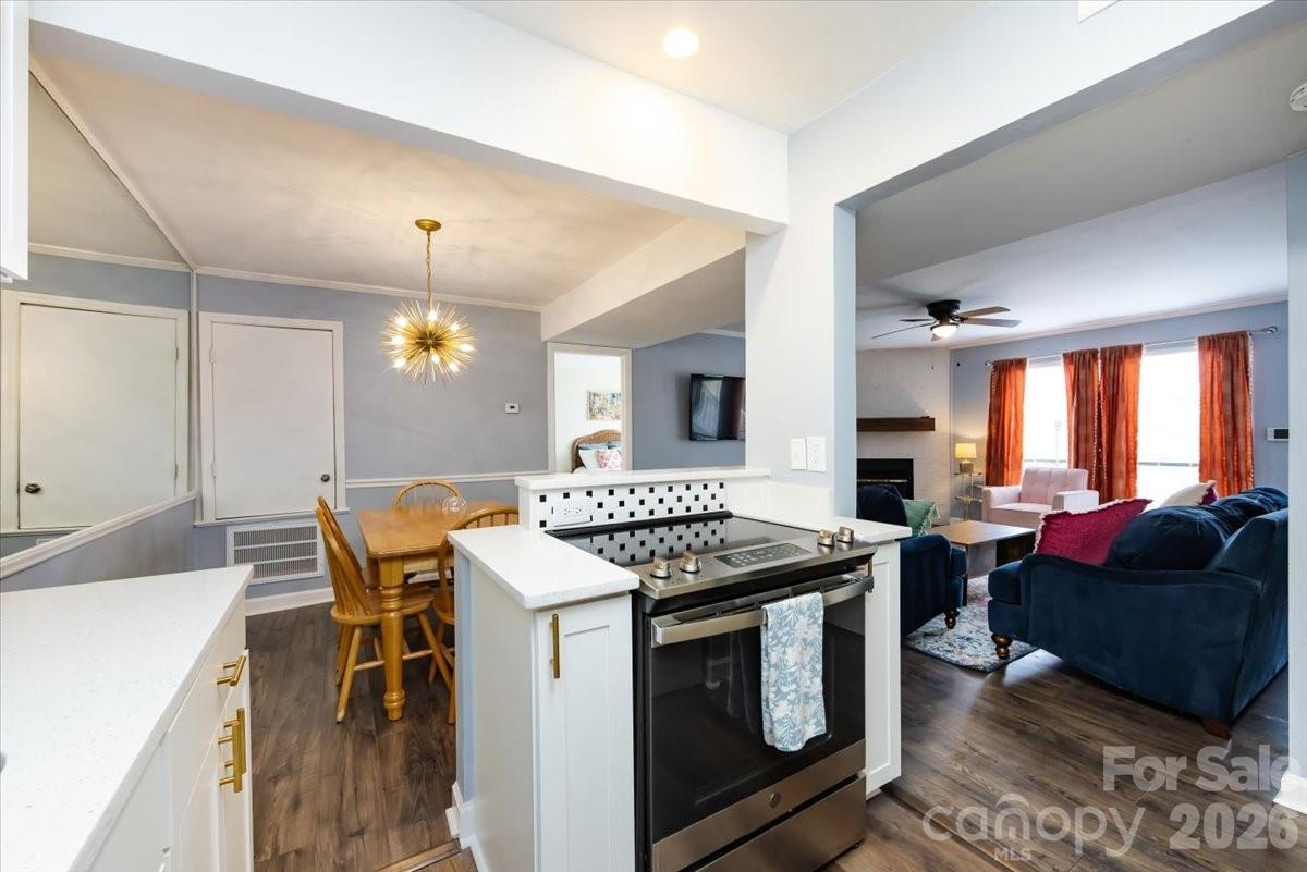 1608 Sharon Road W Charlotte NC 28210