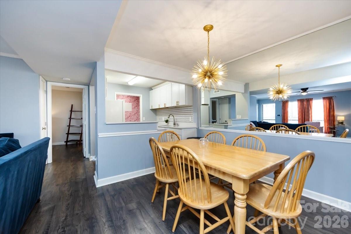 1608 Sharon Road W Charlotte NC 28210