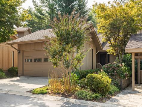 405 Wild Oak Lane Hendersonville NC 28791