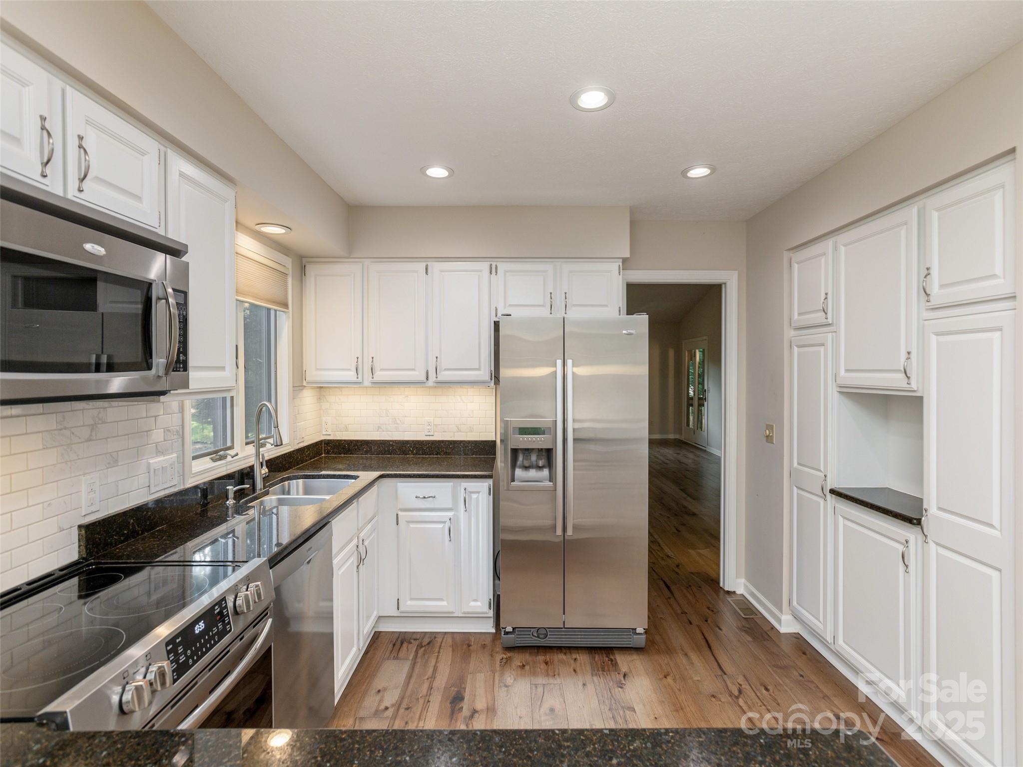 405 Wild Oak Lane Hendersonville NC 28791