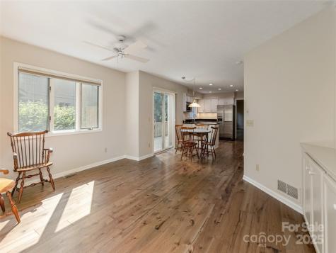 405 Wild Oak Lane Hendersonville NC 28791