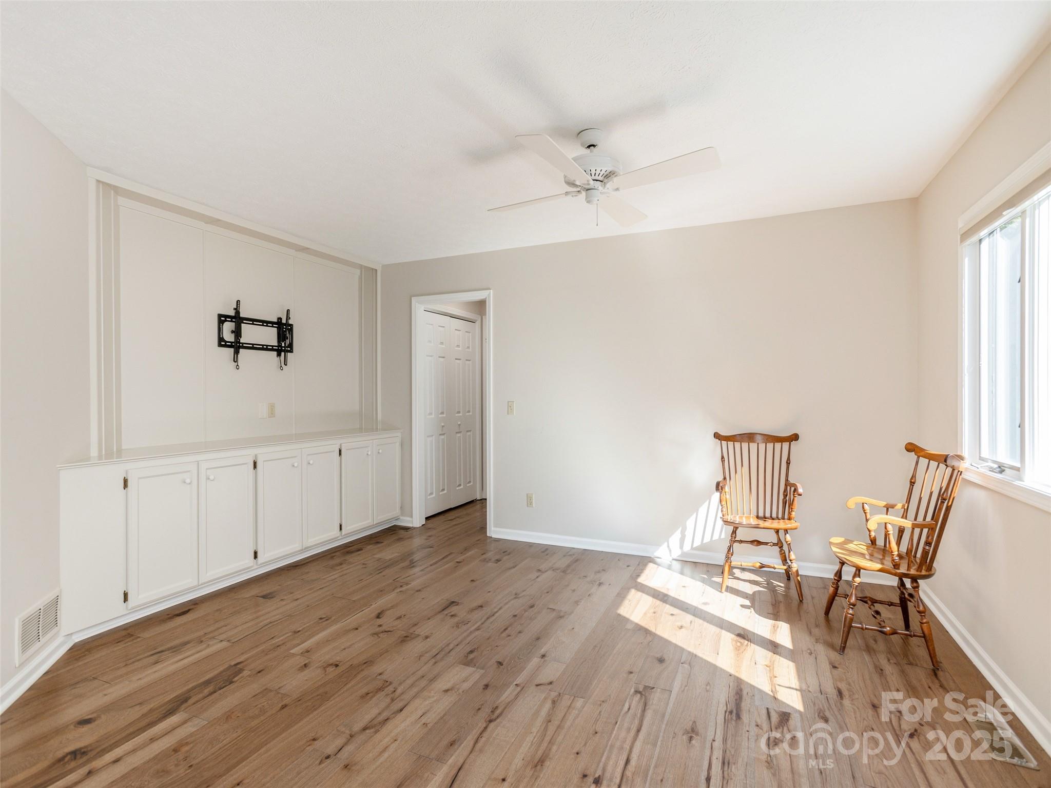 405 Wild Oak Lane Hendersonville NC 28791
