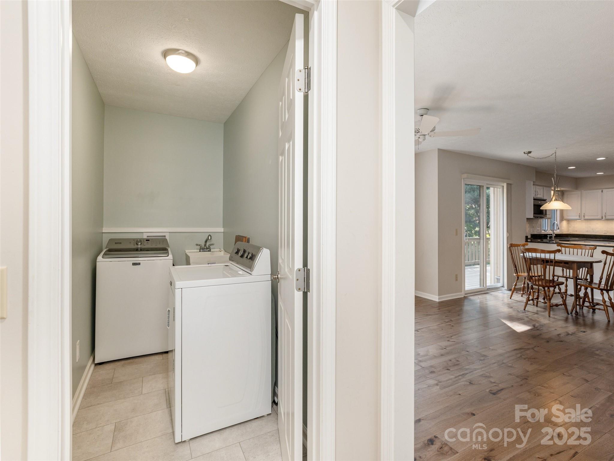 405 Wild Oak Lane Hendersonville NC 28791