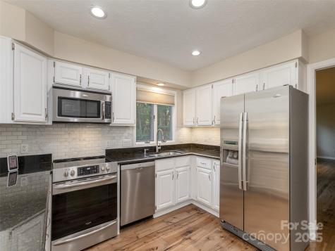 405 Wild Oak Lane Hendersonville NC 28791