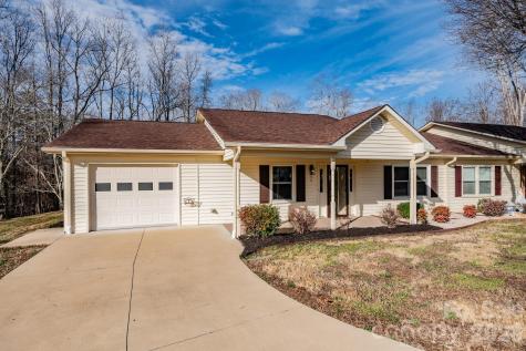 250 Eastwood Village Drive Bostic NC 28018