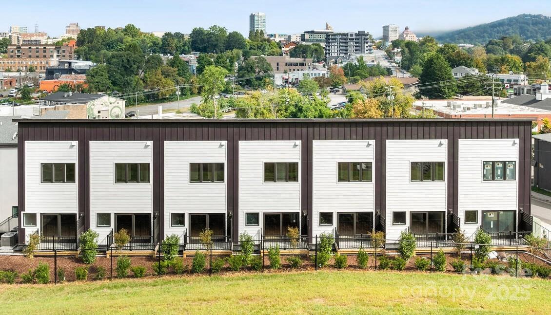 3 Lee Garden Lane Asheville NC 28801