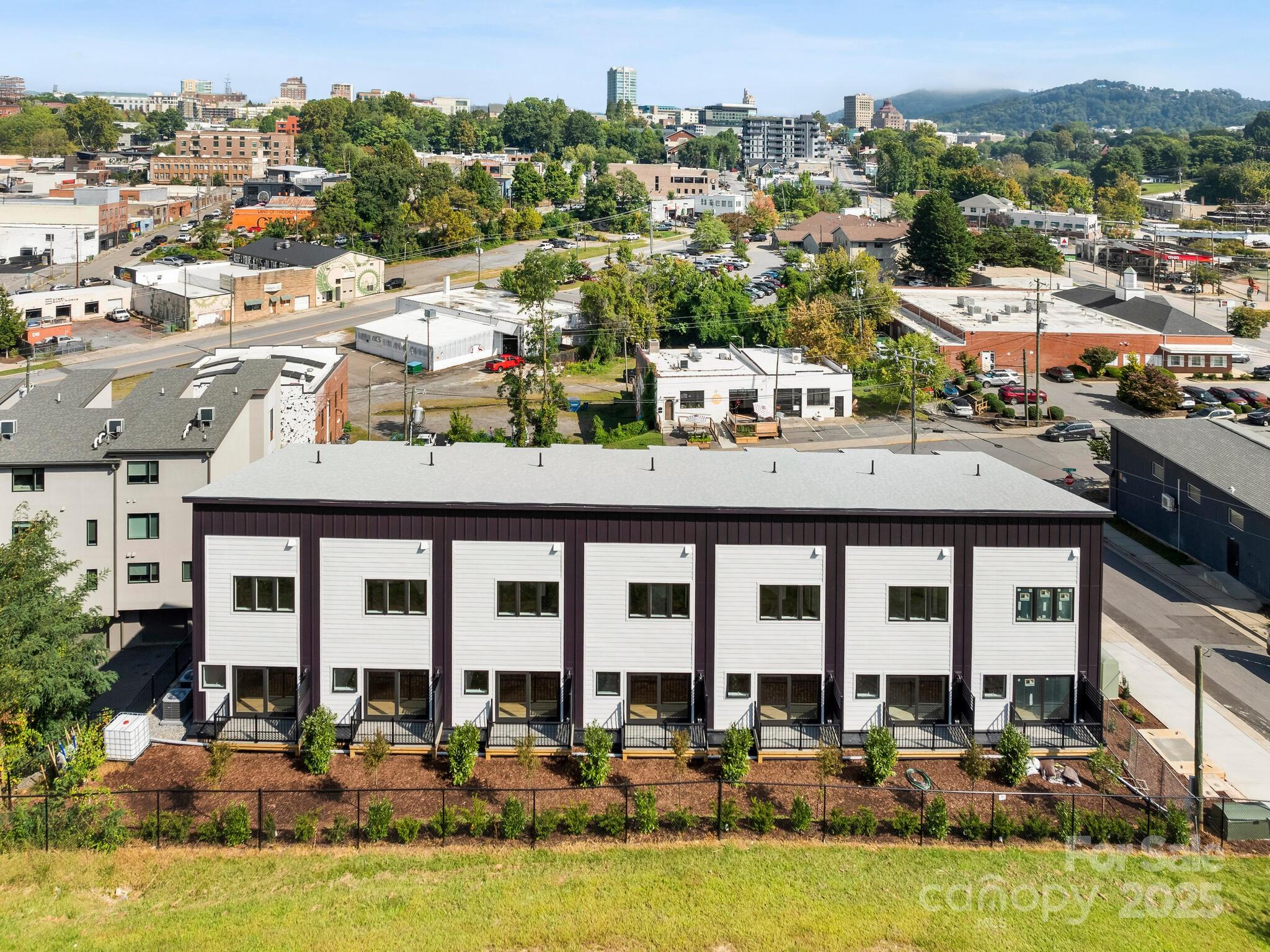 3 Lee Garden Lane Asheville NC 28801