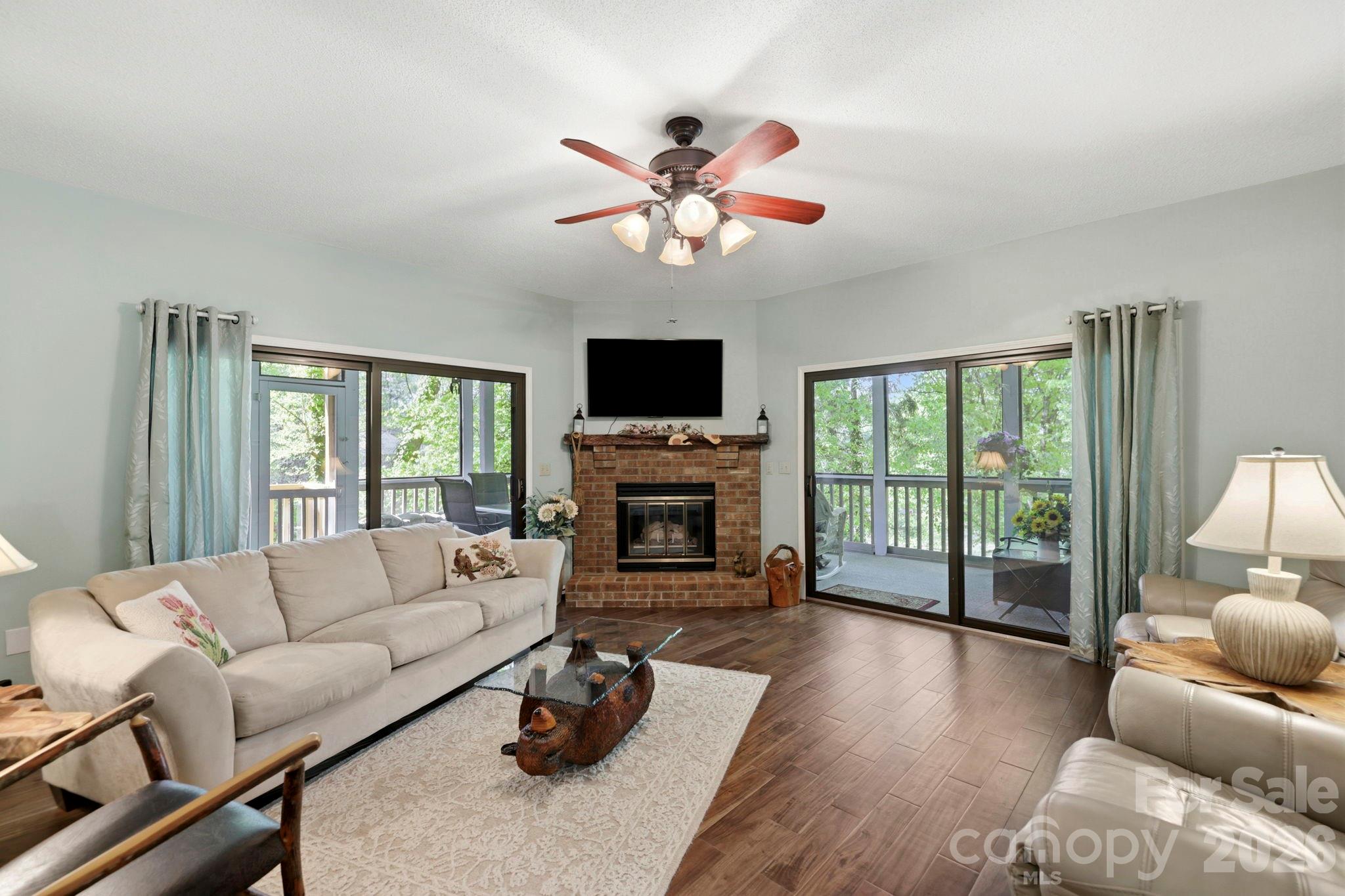 3509 Mountain Top Way Hendersonville NC 28739