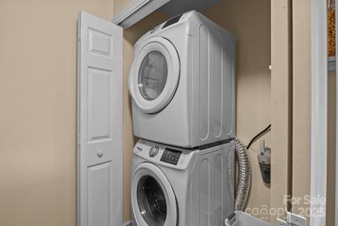 18009 Kings Point Drive Cornelius NC 28031