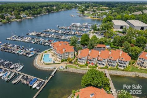 18009 Kings Point Drive Cornelius NC 28031