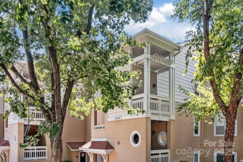 18009 Kings Point Drive Cornelius NC 28031