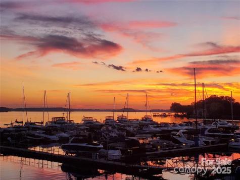 18009 Kings Point Drive Cornelius NC 28031