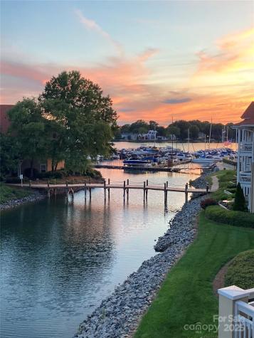 18009 Kings Point Drive Cornelius NC 28031