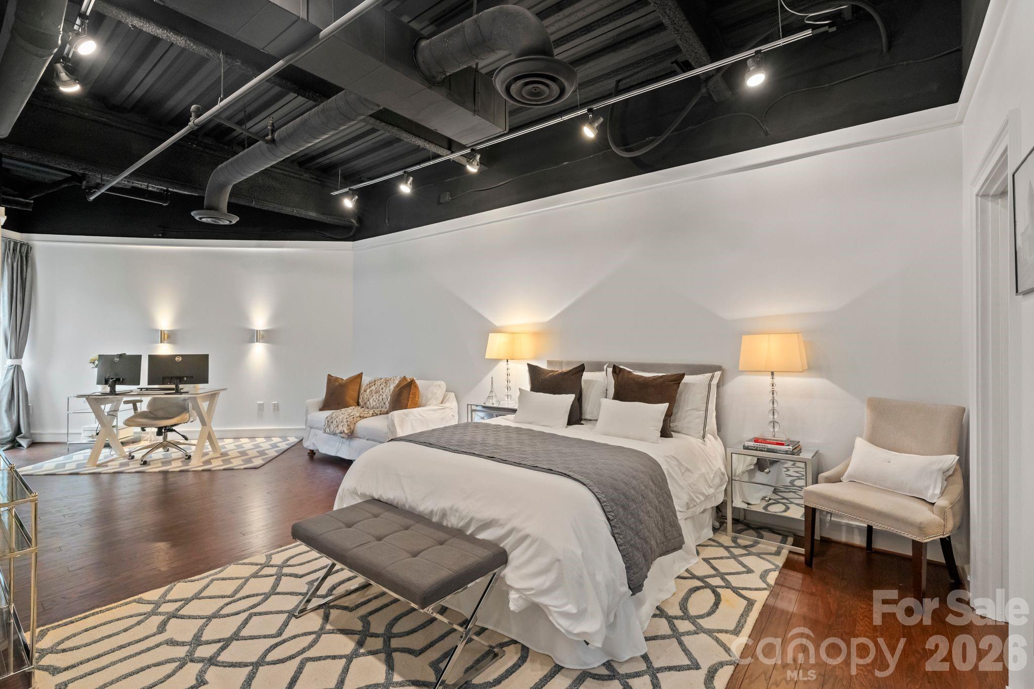 400 N Church Street Charlotte NC 28202