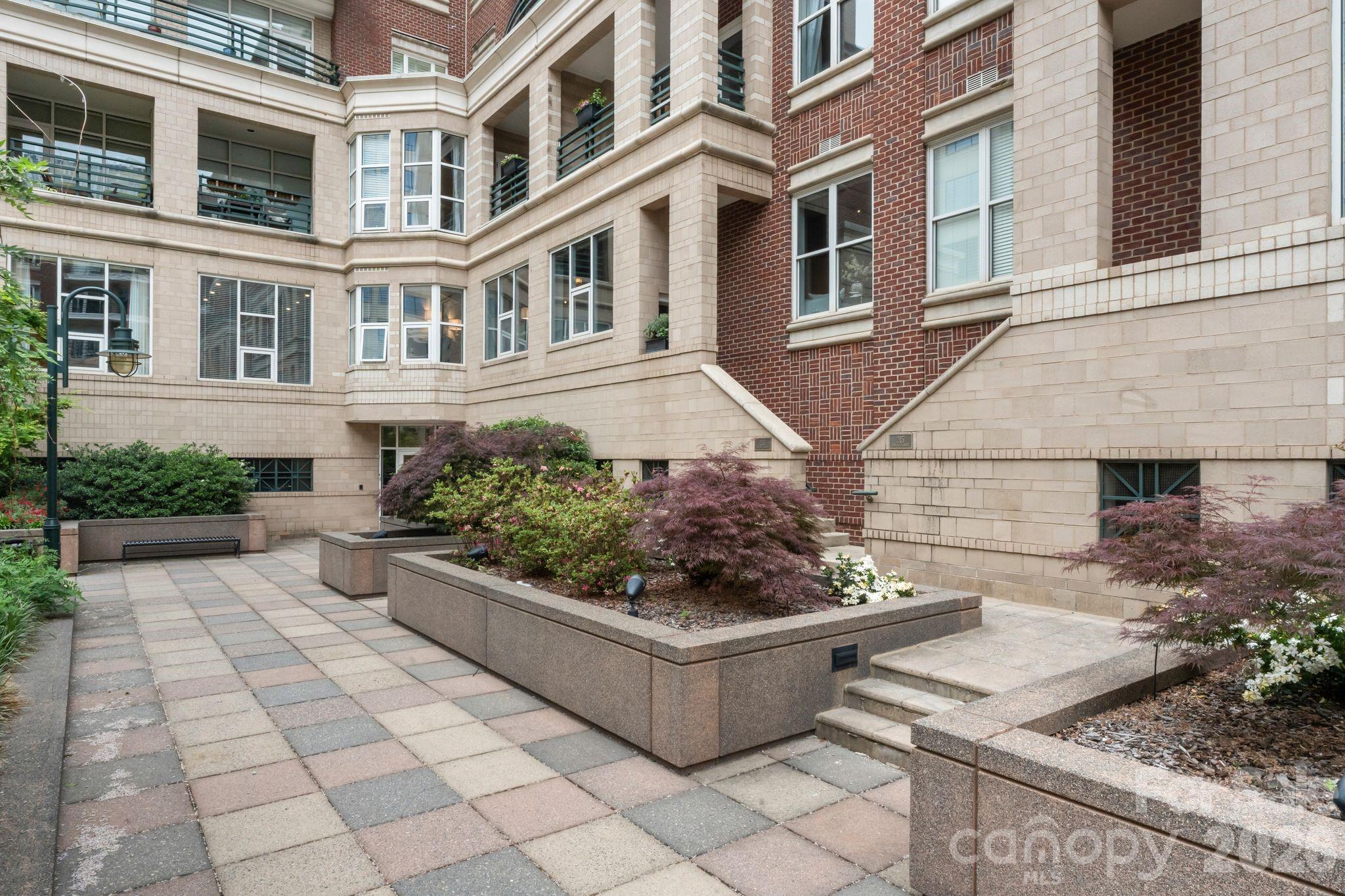 400 N Church Street Charlotte NC 28202