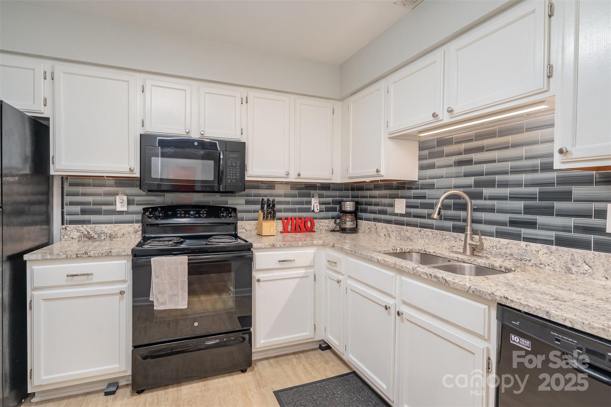 6501 Clavell Lane Charlotte NC 28210
