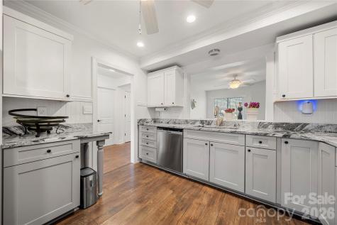 73 Ridgeport Road Clover SC 29710