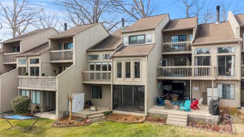 73 Ridgeport Road Clover SC 29710