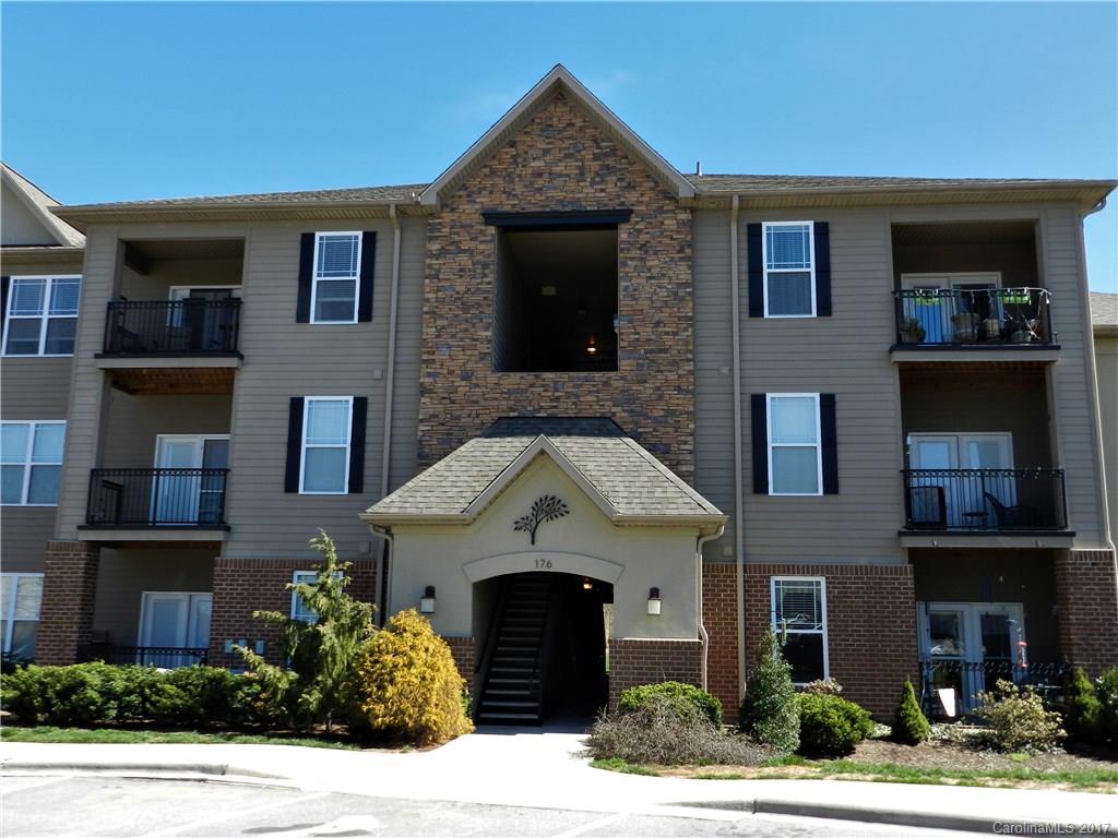 176 Brickton Village Circle Fletcher NC 28732