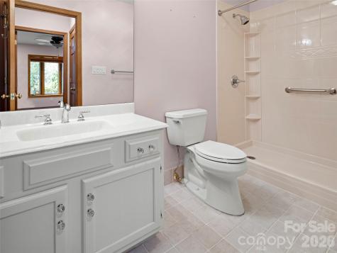 15 Ridge Terrace Asheville NC 28804