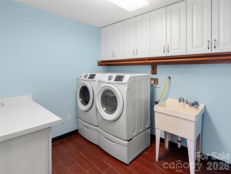 15 Ridge Terrace Asheville NC 28804