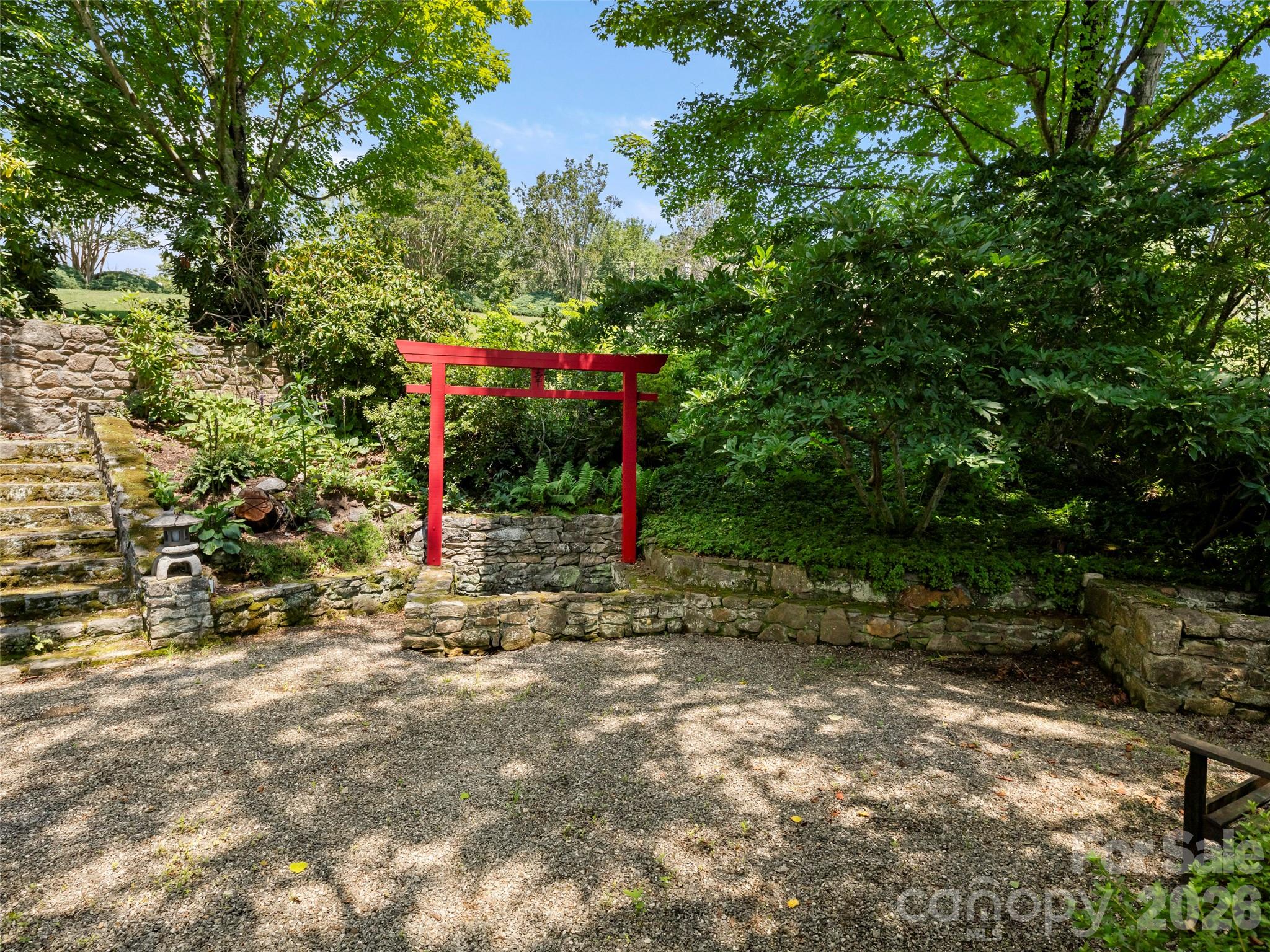 15 Ridge Terrace Asheville NC 28804