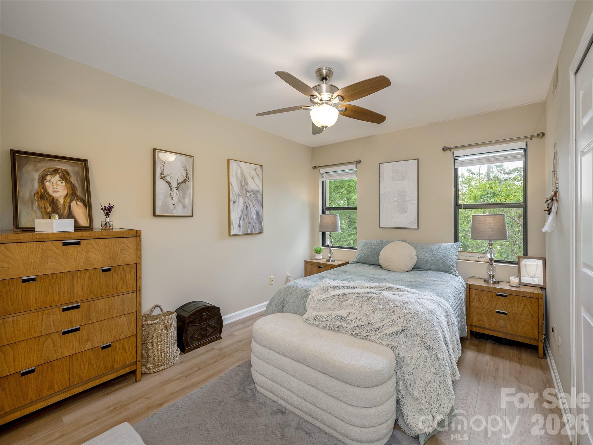 1305 Abbey Circle Asheville NC 28805