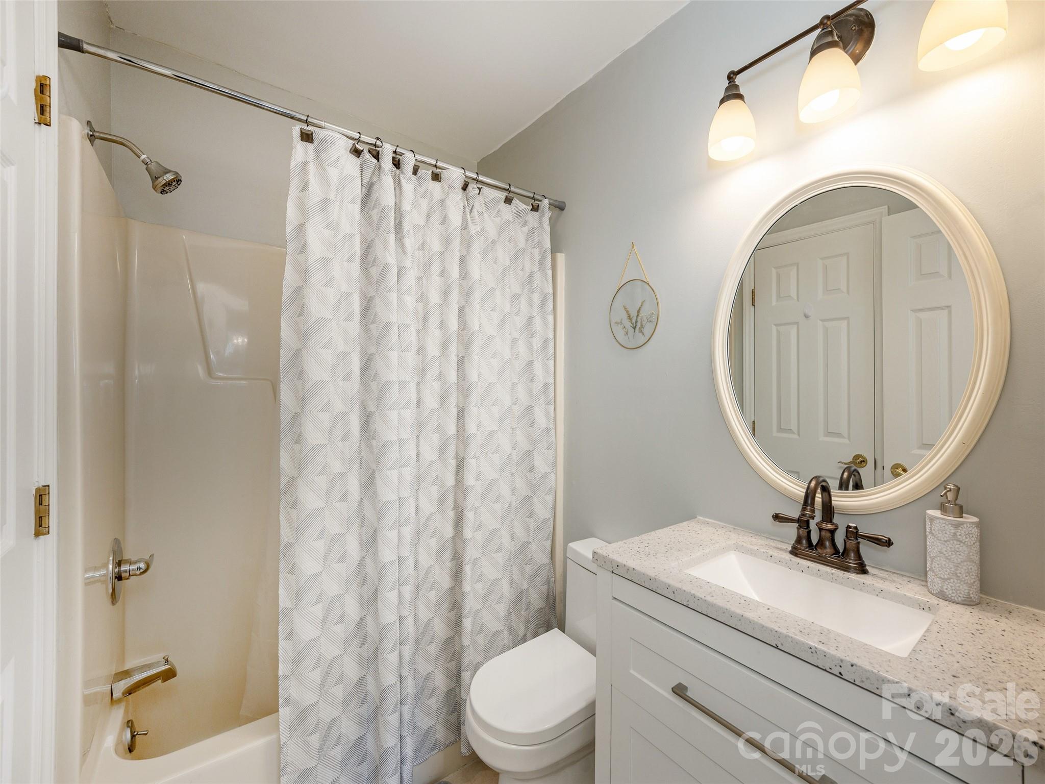 1305 Abbey Circle Asheville NC 28805