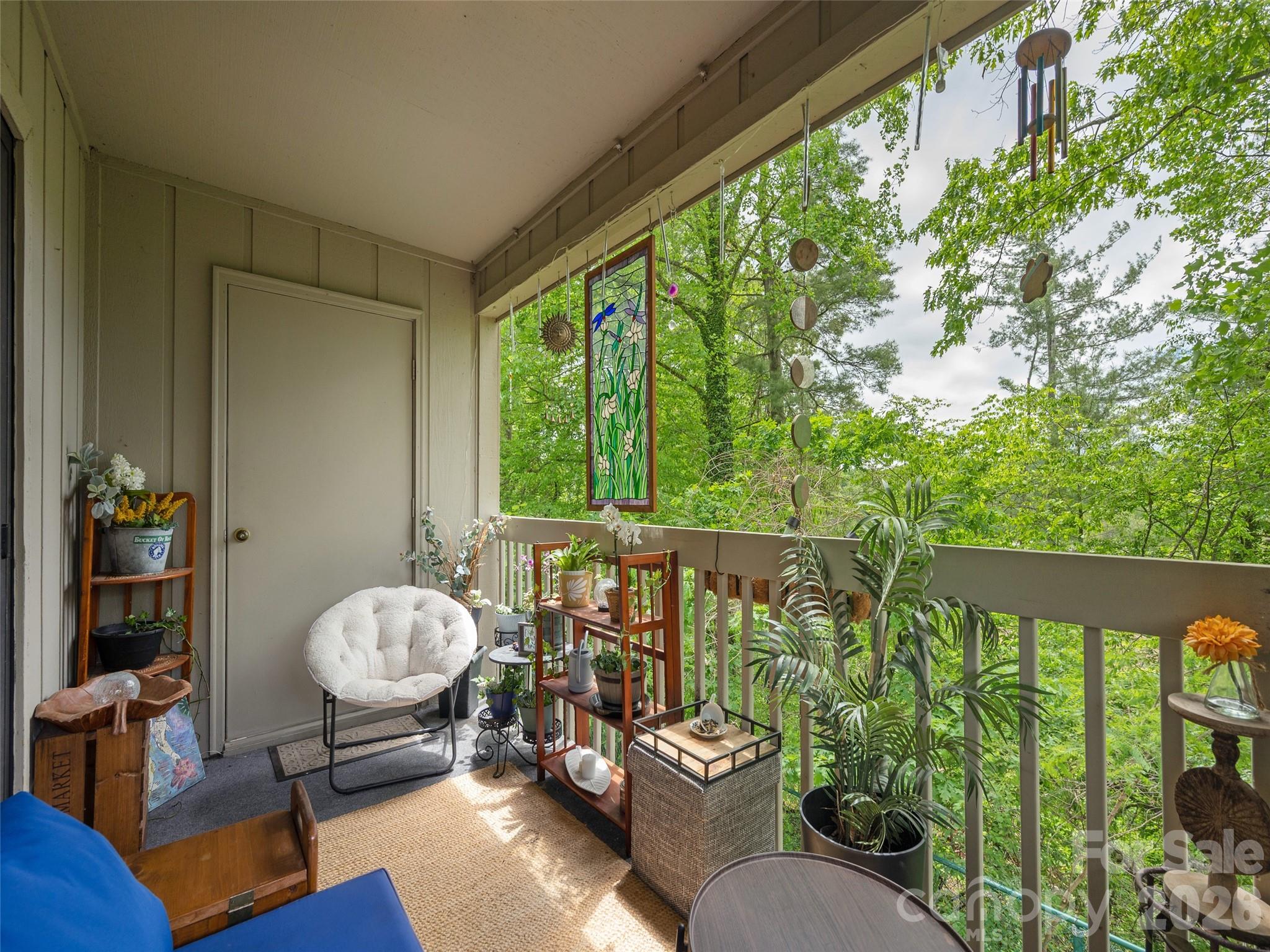1305 Abbey Circle Asheville NC 28805