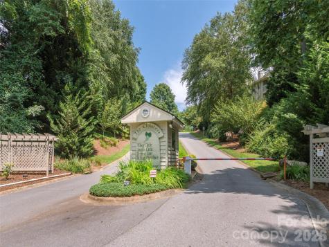 1305 Abbey Circle Asheville NC 28805