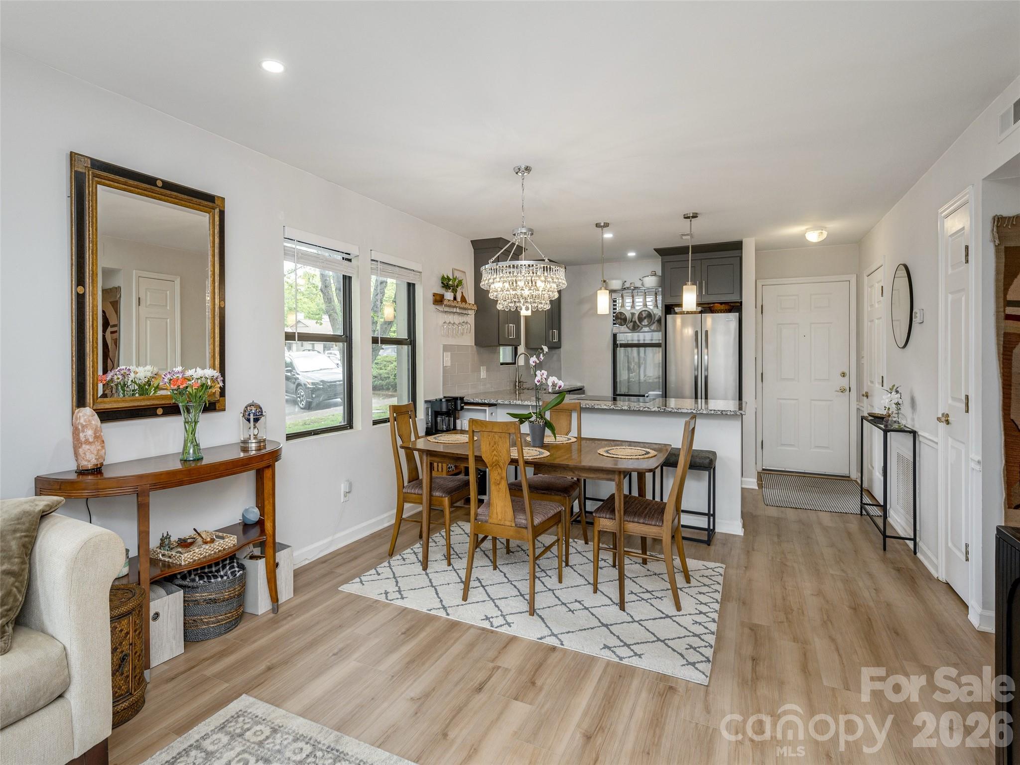 1305 Abbey Circle Asheville NC 28805
