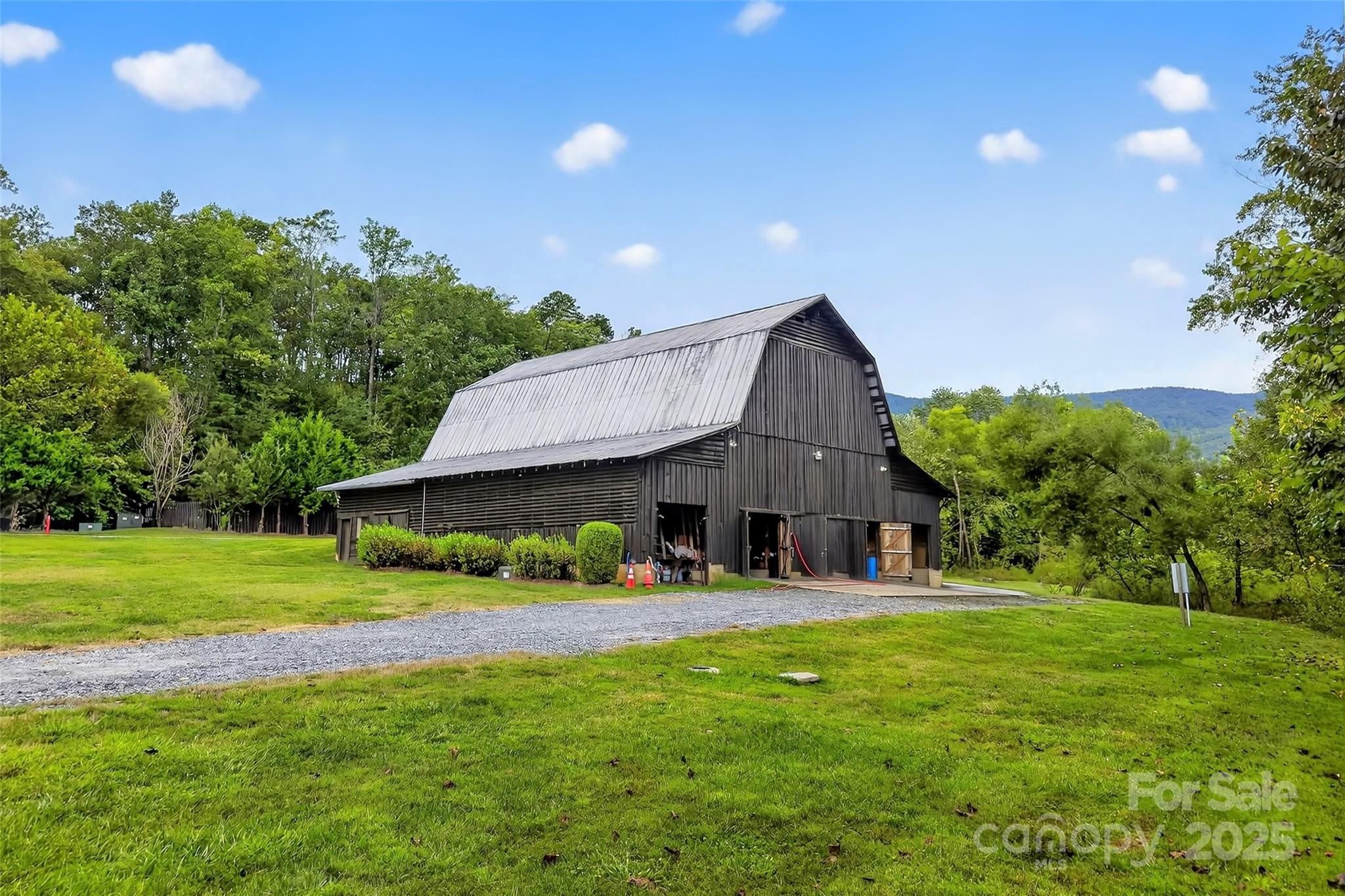 305 Clubhouse Lane Mill Spring NC 28756