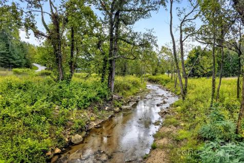 305 Clubhouse Lane Mill Spring NC 28756