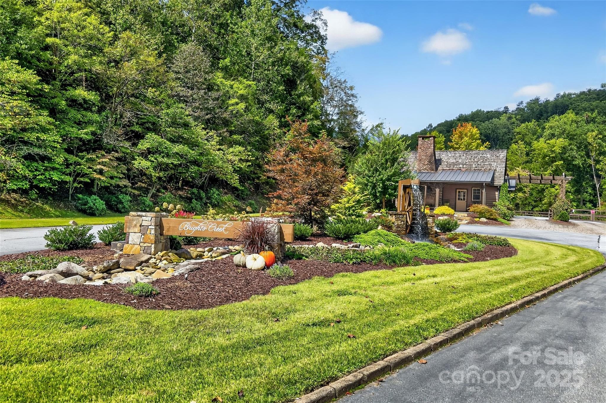 305 Clubhouse Lane Mill Spring NC 28756