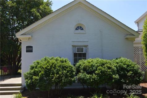 2929 Heathstead Place Charlotte NC 28210