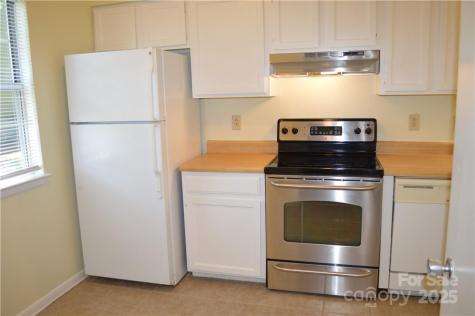 2929 Heathstead Place Charlotte NC 28210