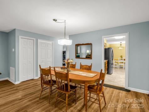 405 N Scarlet Oak Lane Hendersonville NC 28791