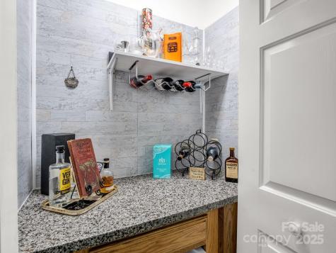 405 N Scarlet Oak Lane Hendersonville NC 28791