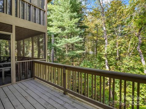 405 N Scarlet Oak Lane Hendersonville NC 28791