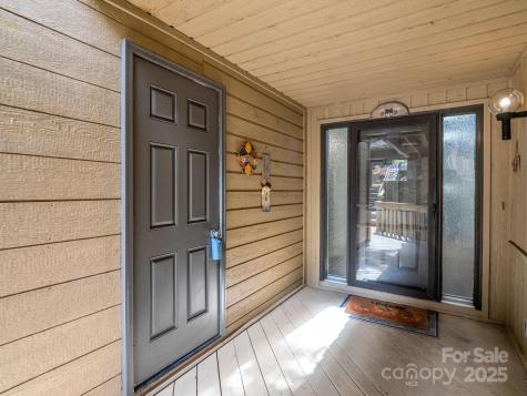 405 N Scarlet Oak Lane Hendersonville NC 28791