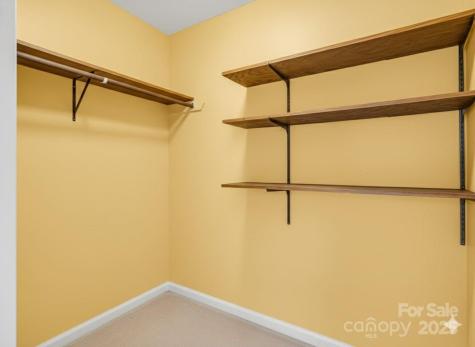 405 N Scarlet Oak Lane Hendersonville NC 28791