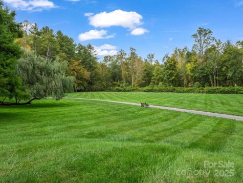 405 N Scarlet Oak Lane Hendersonville NC 28791