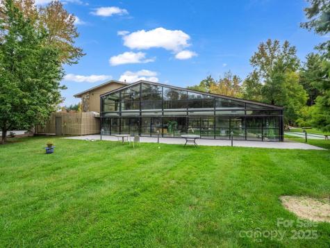 405 N Scarlet Oak Lane Hendersonville NC 28791