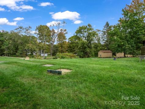 405 N Scarlet Oak Lane Hendersonville NC 28791