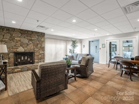 405 N Scarlet Oak Lane Hendersonville NC 28791