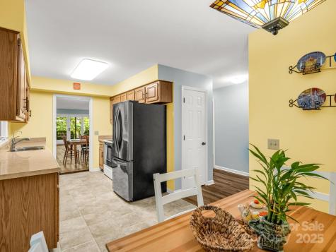 405 N Scarlet Oak Lane Hendersonville NC 28791