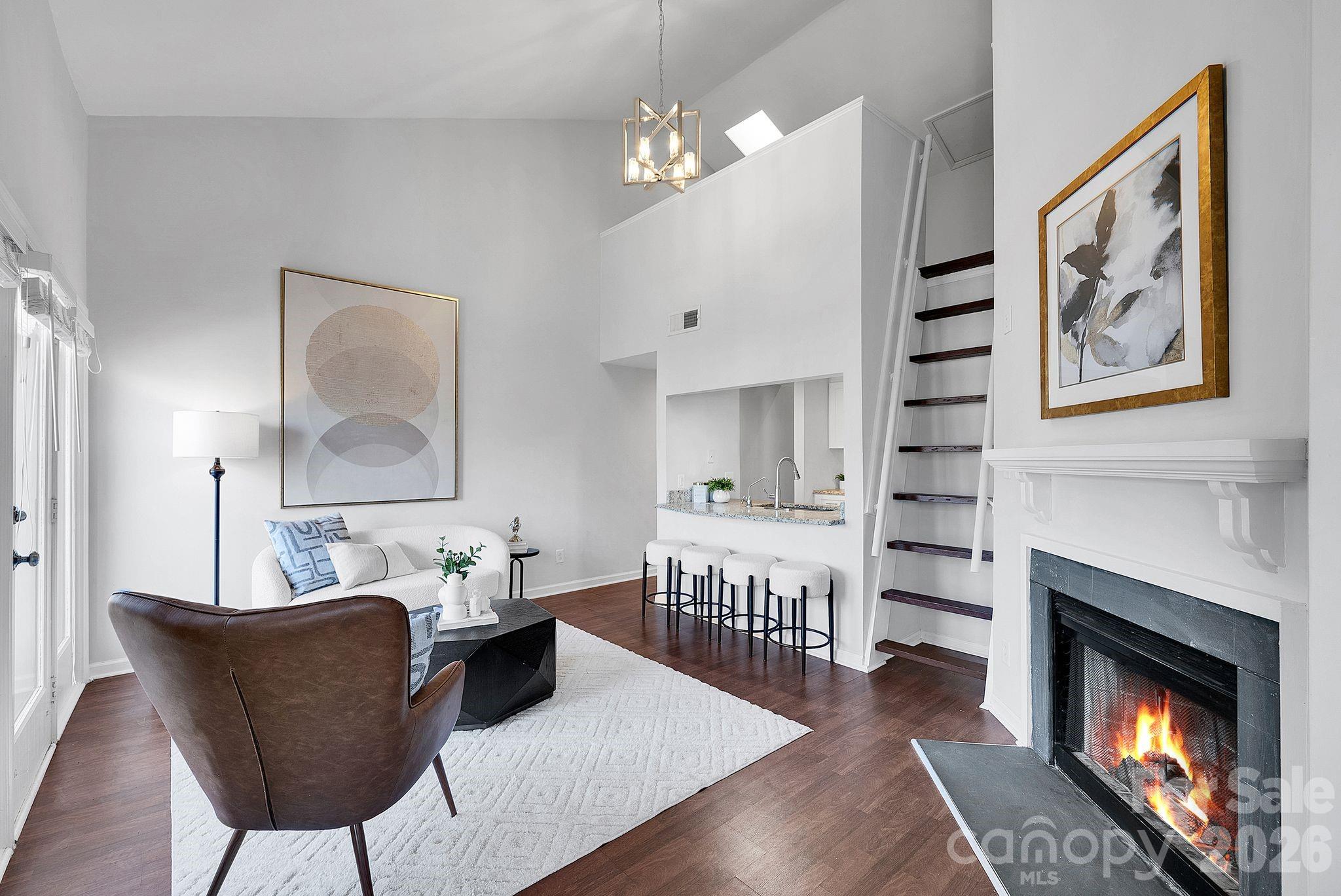 300 S Cedar Street Charlotte NC 28202
