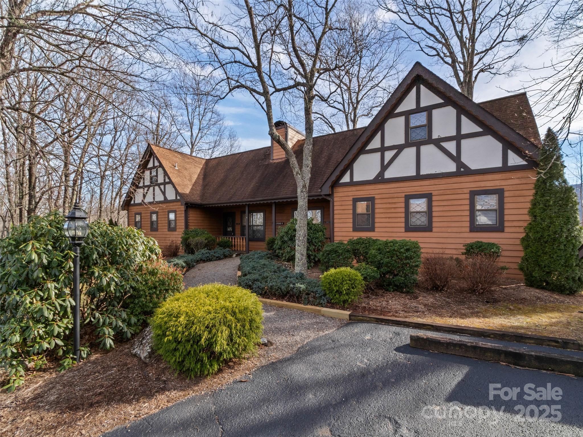 383 Overlook Drive Burnsville NC 28714